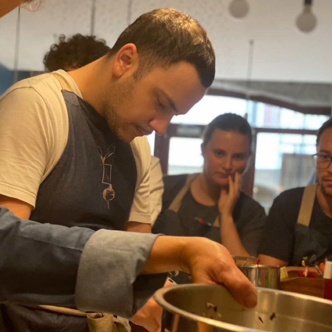Portrait de Julien Cemeli, chef cuisinier et photographe